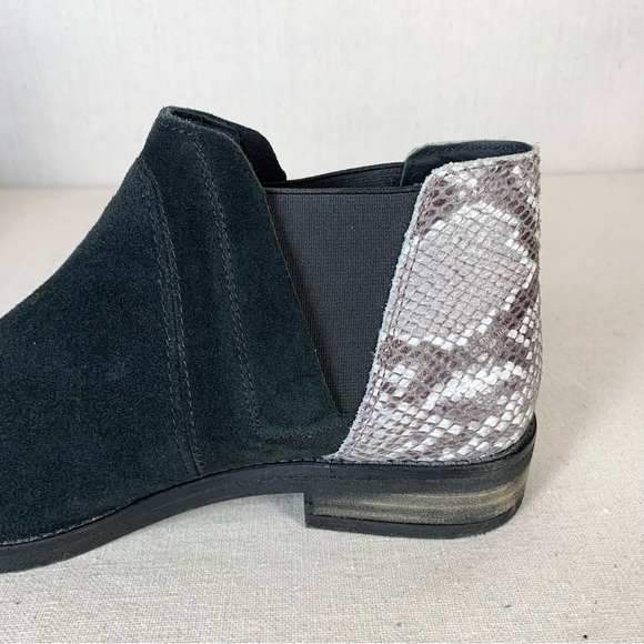 Clarks~Women’s ‘Demi‎ Beat’ Black Suede/Faux Snakeskin Slip-On Ankle Boot~Sz 7.5 - Picture 10 of 14
